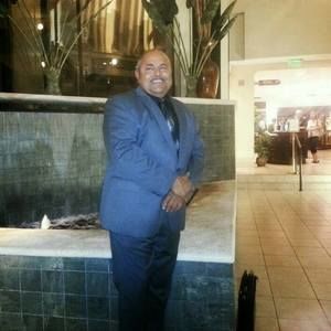 Meet your Posher, Luis